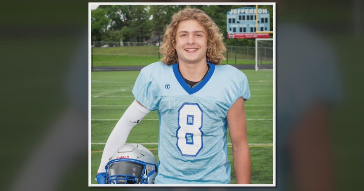 Community rallies behind high school student injured during football