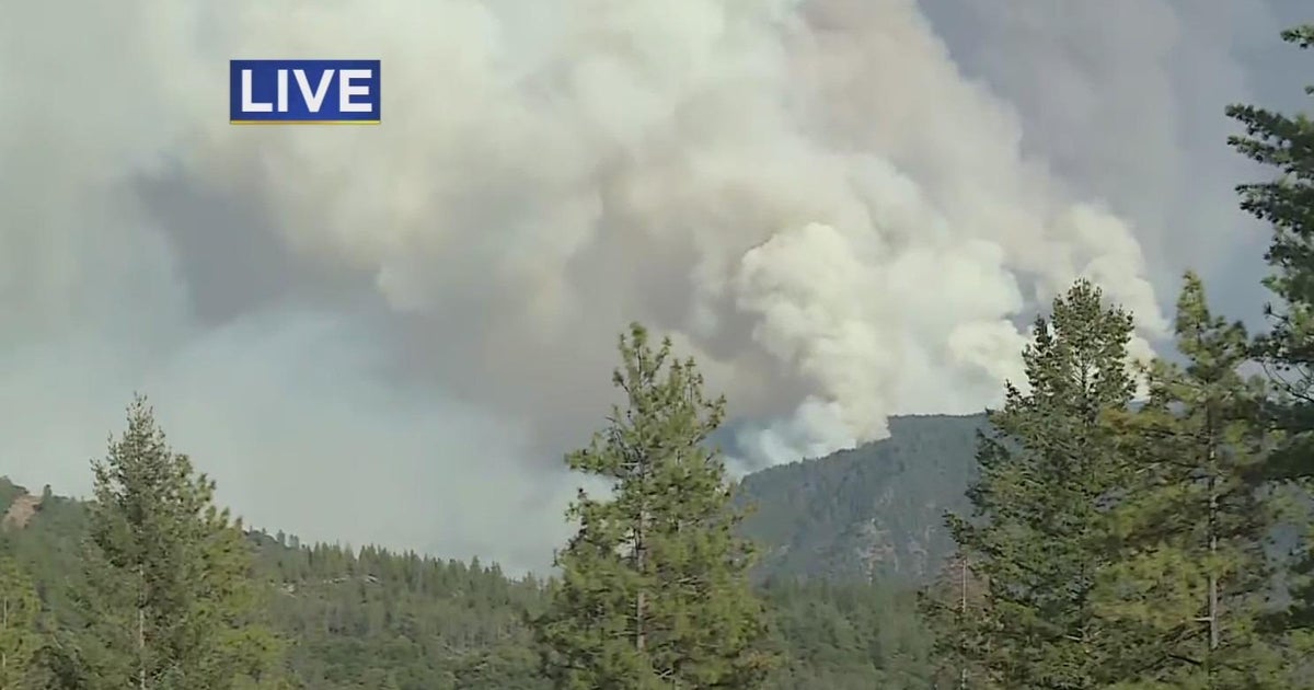 Mosquito Fire continues to grow due to combination of high temperatures and lack of moisture in vege