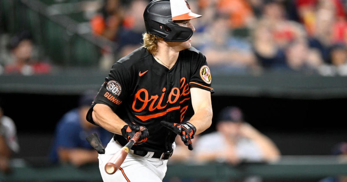 Gunnar Henderson S Big Hit Helps Orioles Rally Past Red Sox 3 2 Cbs Baltimore