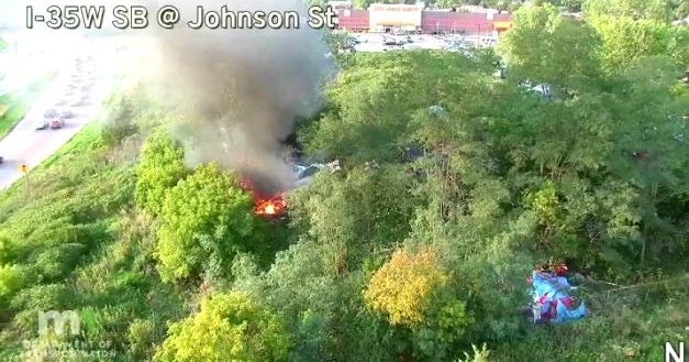 Fire breaks out at homeless encampment near 35W in Minneapolis CBS