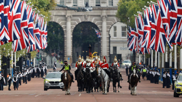 cbsn-fusion-military-procession-will-bring-queens-coffin-from-buckingham-palace-to-westminster-hall-today-thumbnail-1285606-640x360.jpg 