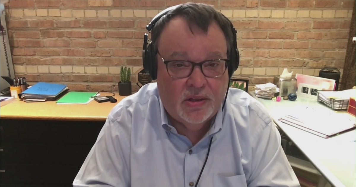 Jim DeRogatis on R. Kelly 'This man is a monster' CBS Chicago