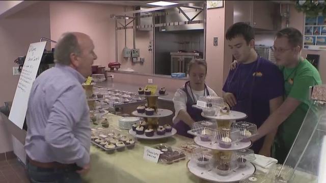 cupcake-crew-commercial-kitchen-mclogan-1.jpg 