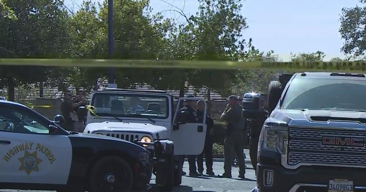 Officer Shoots Suspect After Approaching With A Knife Says Chp Cbs