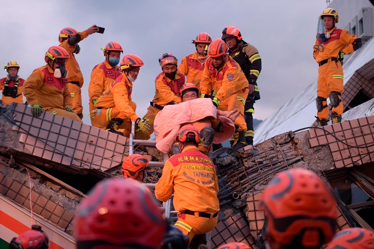 Magnitude 6.8 earthquake kills 1 in Taiwan, toppling 3-story building ...