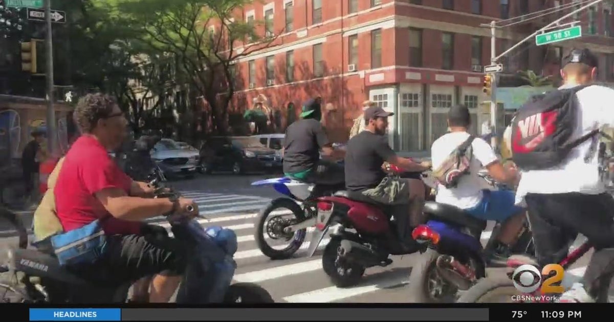 Bikers Illegal Mopeds Disrupt Traffic In Manhattan And The Bronx CBS bikers-illegal-mopeds-disrupt-traffic-in-manhattan-and-the-bronx-cbs