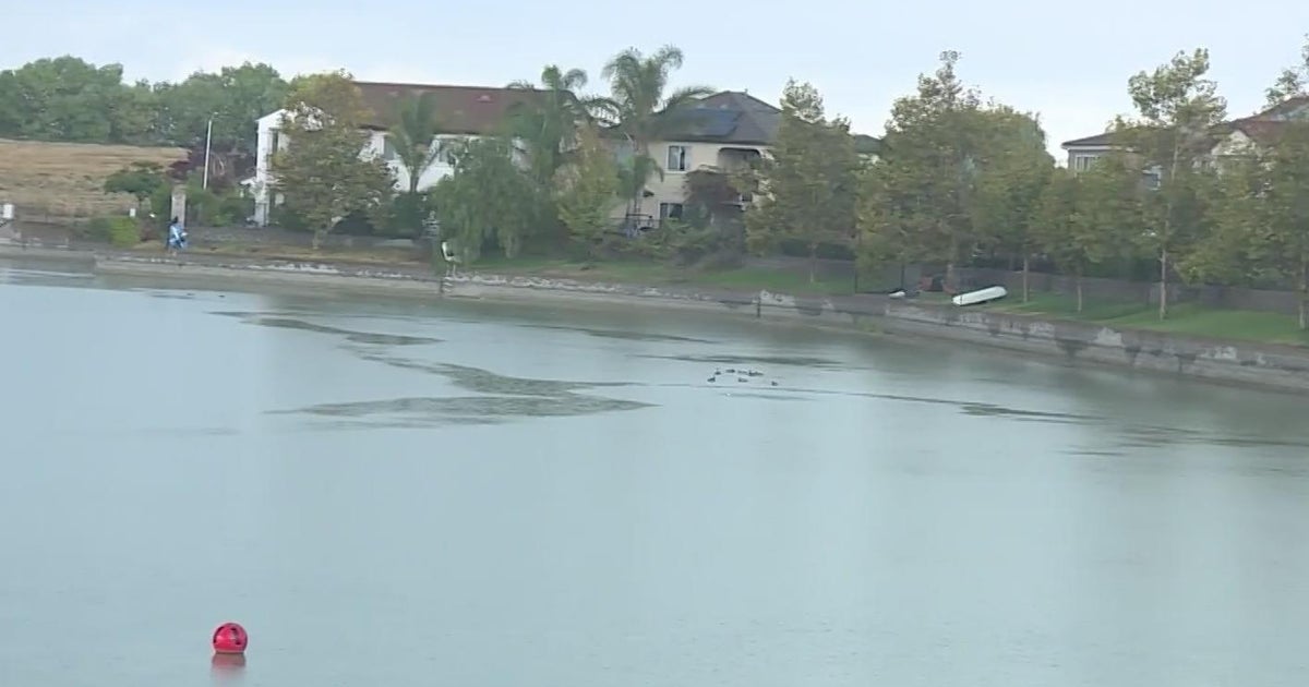 Bridgeway Lakes in West Sacramento at their lowest levels in 11+ years