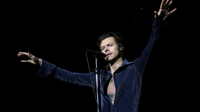 Fans Arrive For Harry Styles Concert In New York City 