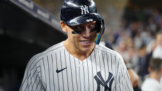 Pittsburgh Pirates v. New York Yankees