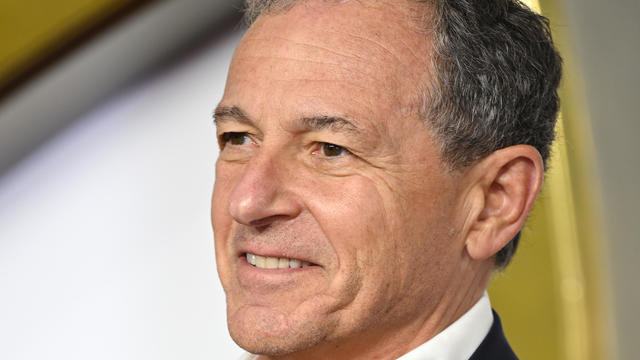 Disney CEO Bob Iger's contract renewed for 2 more years