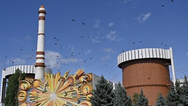 cbsn-fusion-ukraines-nuclear-power-plants-under-threat-of-russian-shelling-thumbnail-1309647-640x360.jpg 