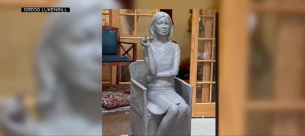 Joan Didion statue 