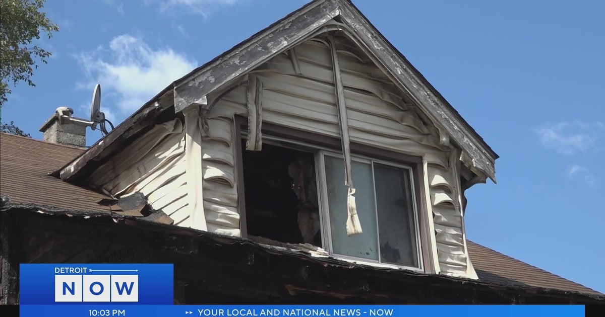 Detroit youth football program helps family after house fire - CBS Detroit