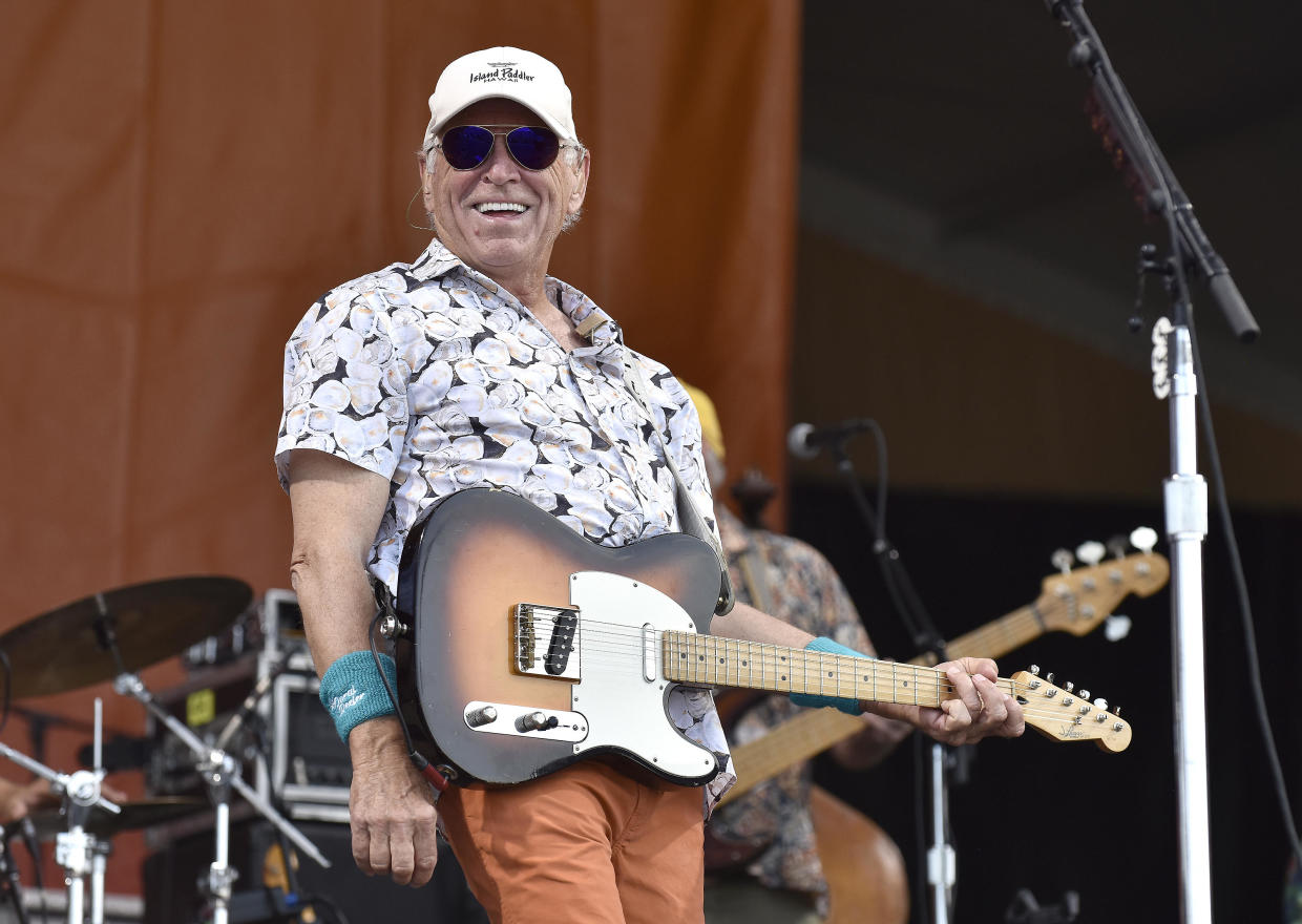 Jimmy Buffett postpones tour dates for the rest of the year, citing
