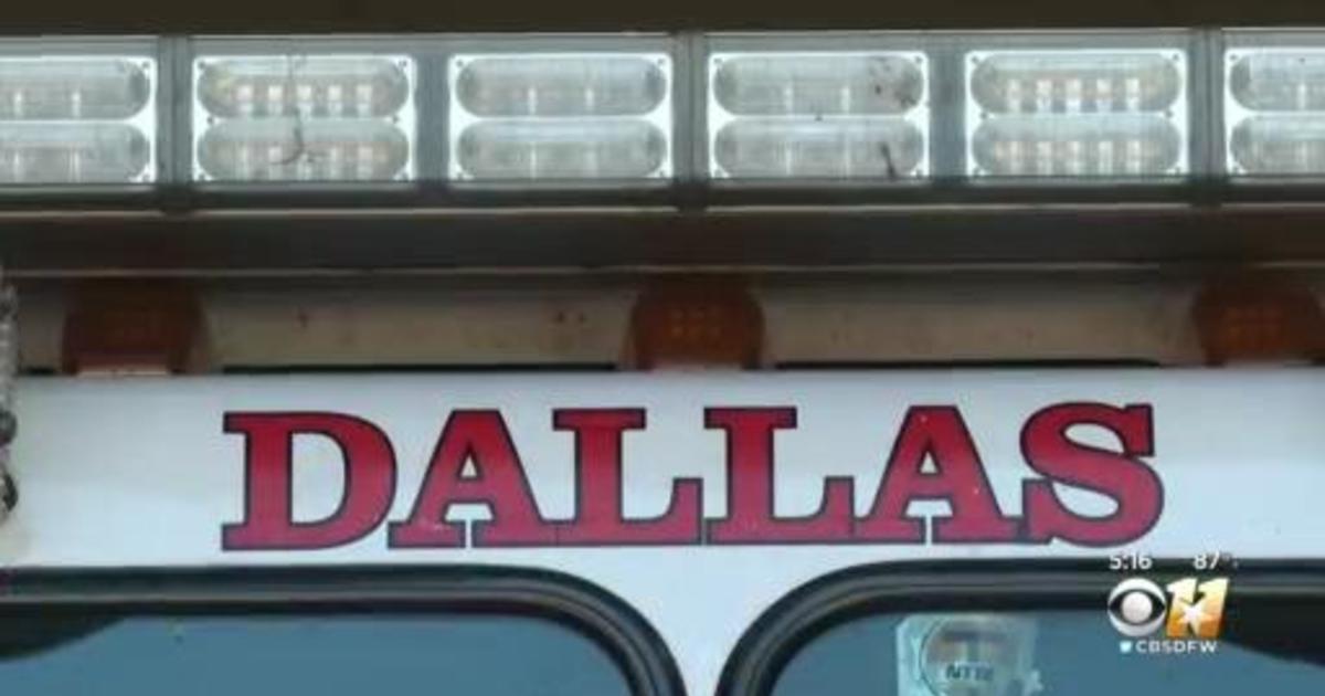 Dallas firefighters return to work a year after near death experiences