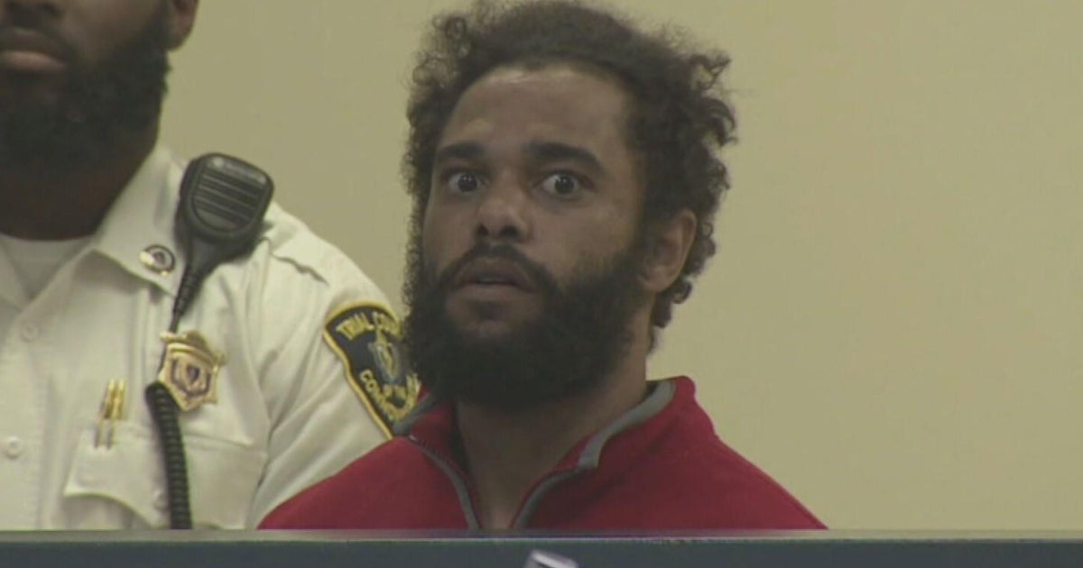 Man charged with threatening crossing guard outside of Everett school ...