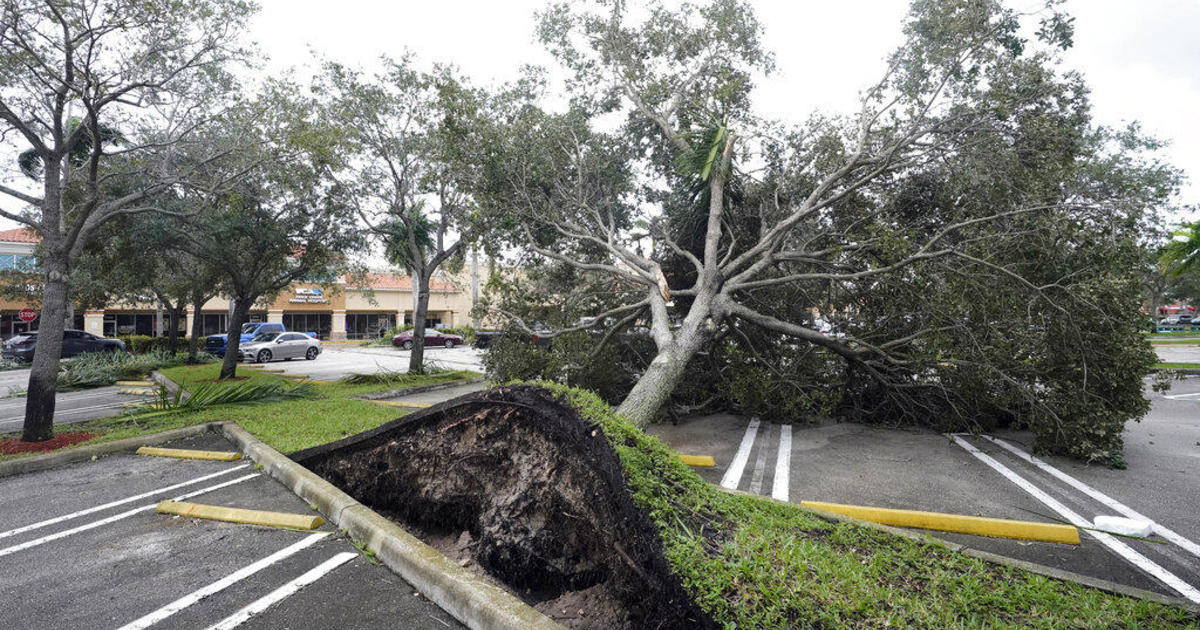 Hurricane Ian swamps southwest Florida - CBS Miami