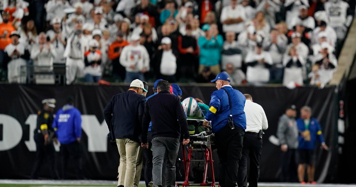Dolphins QB Tua Tagovailoa transported to healthcare facility with apparent head injuries