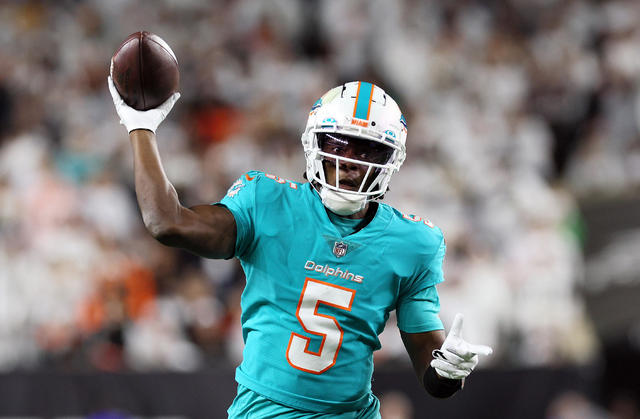 Dolphins announce that Teddy Bridgewater will start as quarterback against  the Patriots - CBS Miami