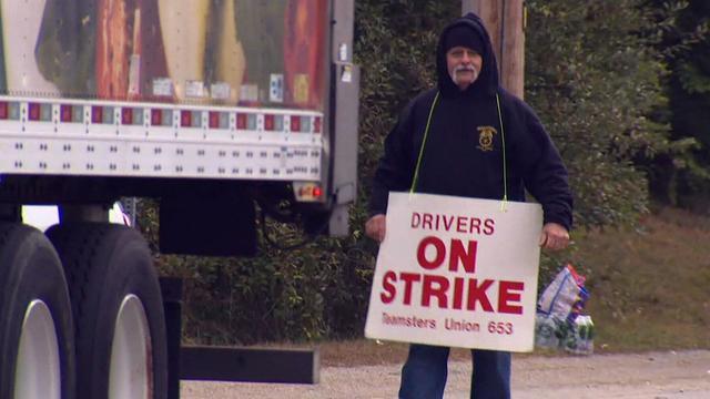 sysco-worker-strike-frame-746.jpg 