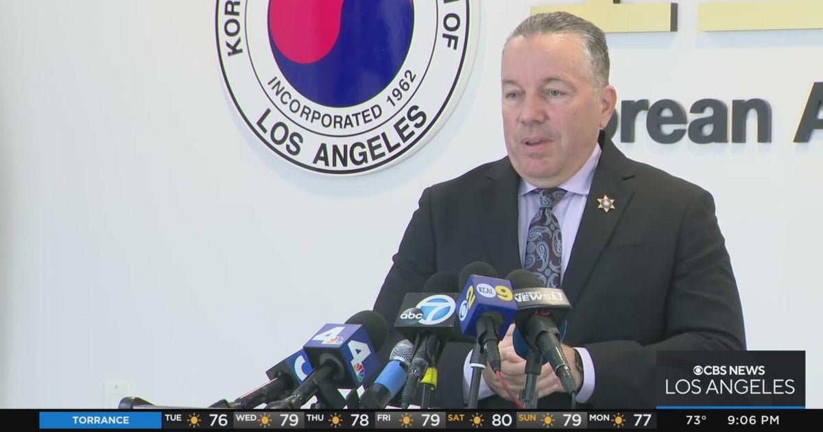 Sheriff Villanueva, Robert Luna take part in sheriff candidate forum in