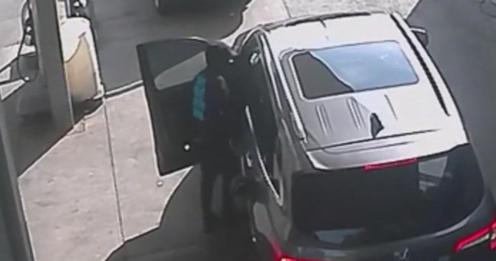 Police release video of Southwest Philly carjacking CBS Philadelphia