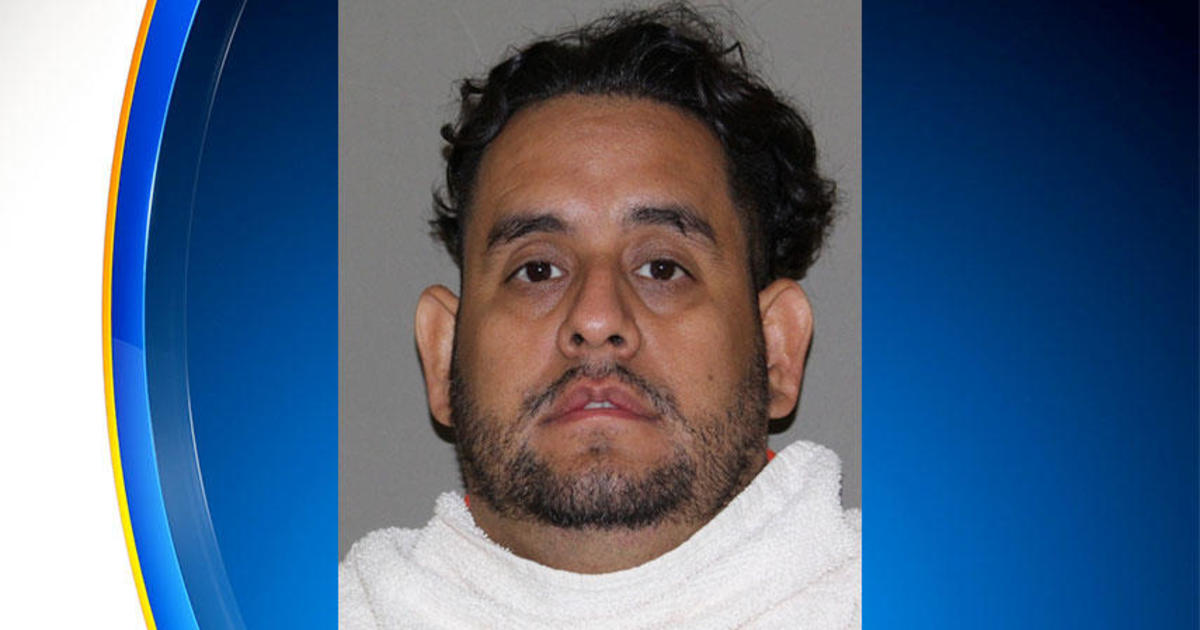 Registered Sex Offender Connected To Amber Alert Case Turns Himself In Cbs Texas