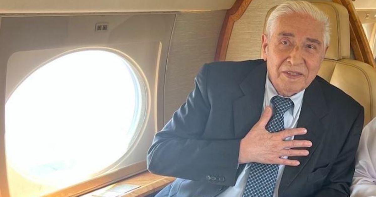 U.S. national Baquer Namazi, 85, leaves Iran after more than 6 years in "illegal" detention