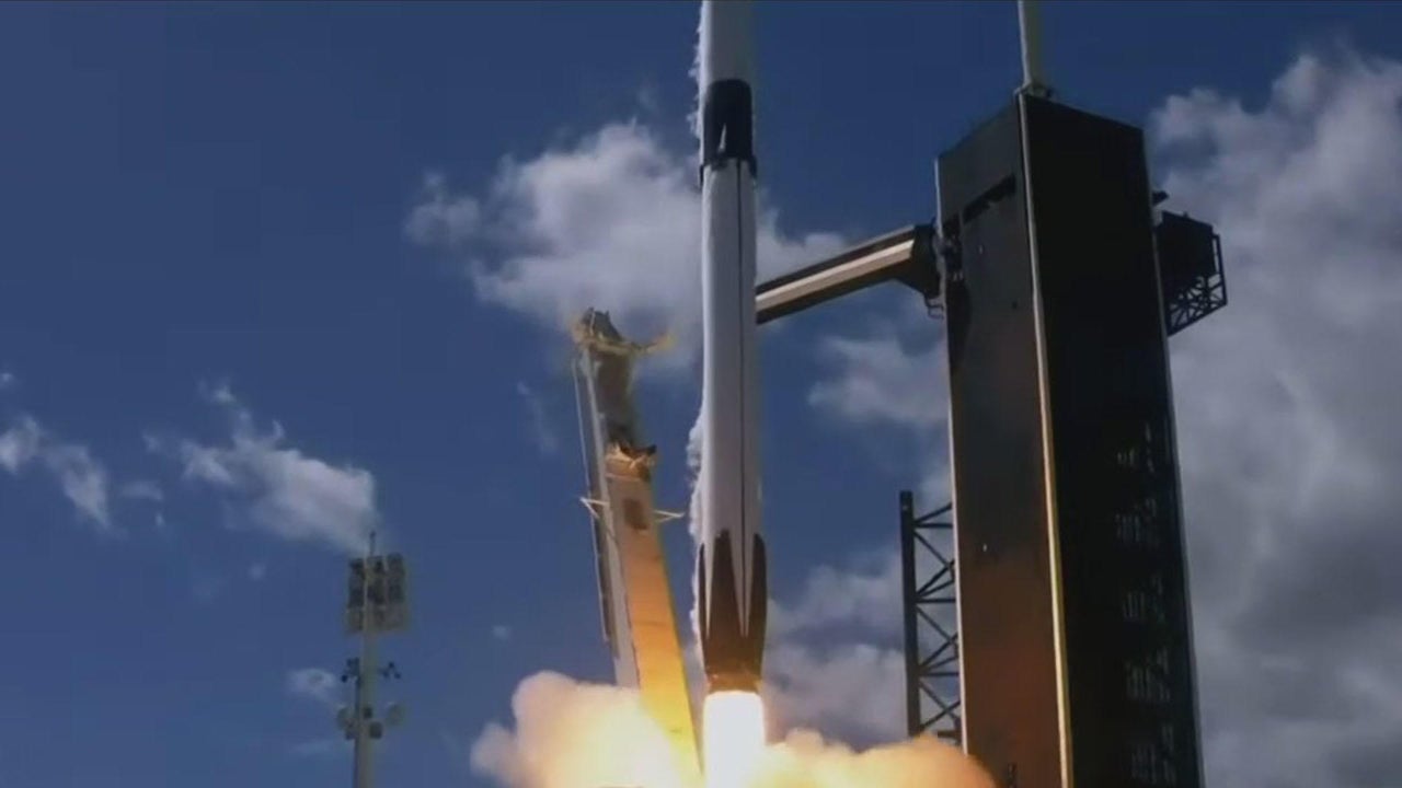 Stories About SpaceX - CBS Miami