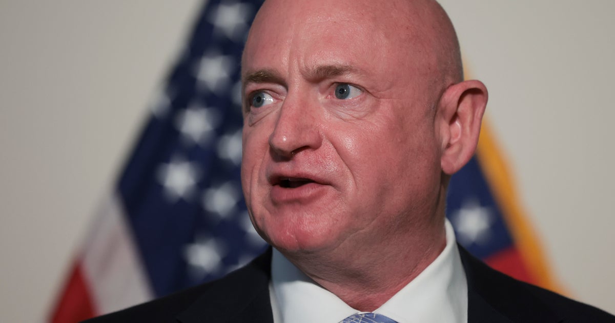 Mark Kelly has edge in Arizona Senate race that hinges on abortion, economy, immigration — CBS News Battleground Tracker