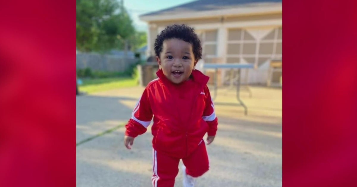 Family of 3yearold boy who drowned off Navy Pier is donating his