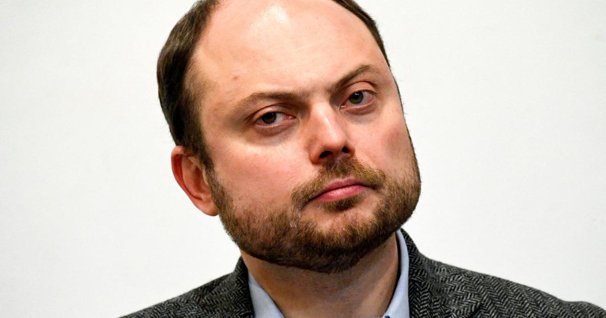 Prominent Putin critic Vladimir Kara-Murza charged with high treason, lawyer says