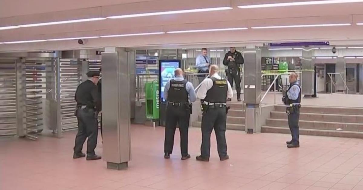 18-yo man shot following fight at subway station