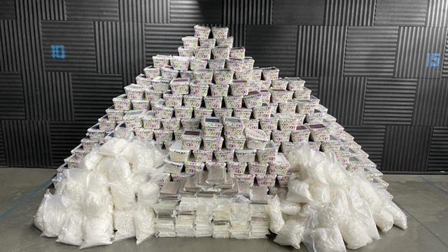 3552lb-meth-66-kilos-cocaine.jpg 