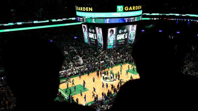 General view of Celtics court 