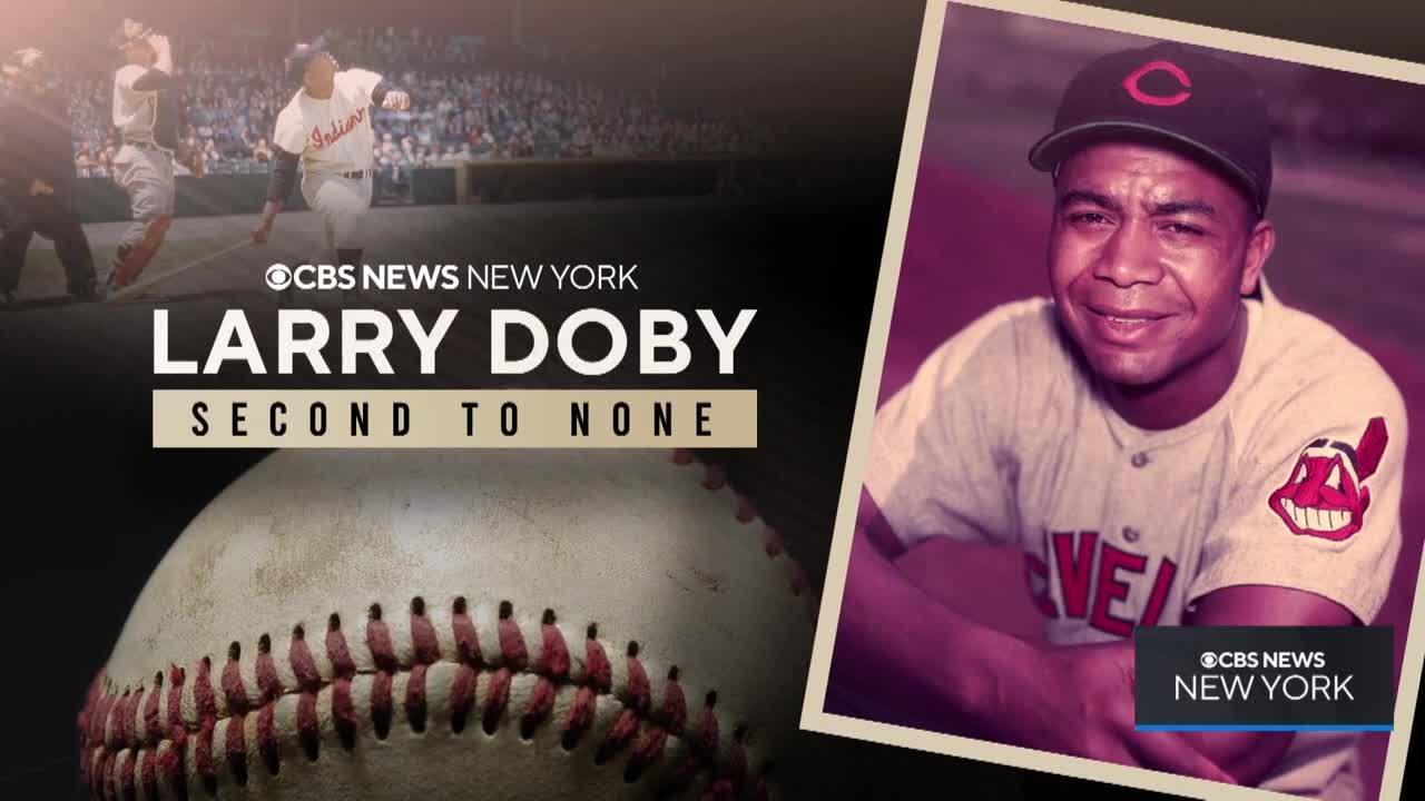 He Changed the Face of Baseball : The Larry Doby Story (Hardcover) 