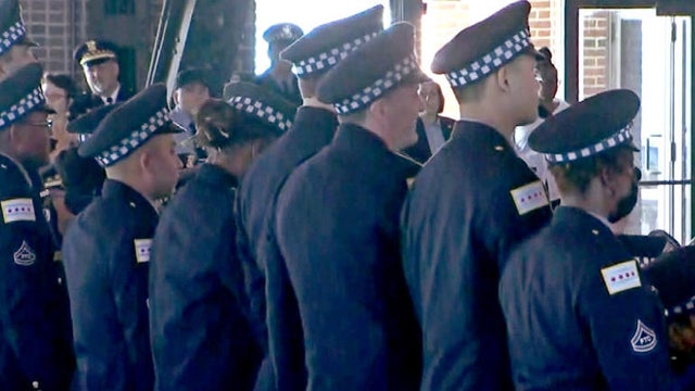 police-grad-1.jpg 