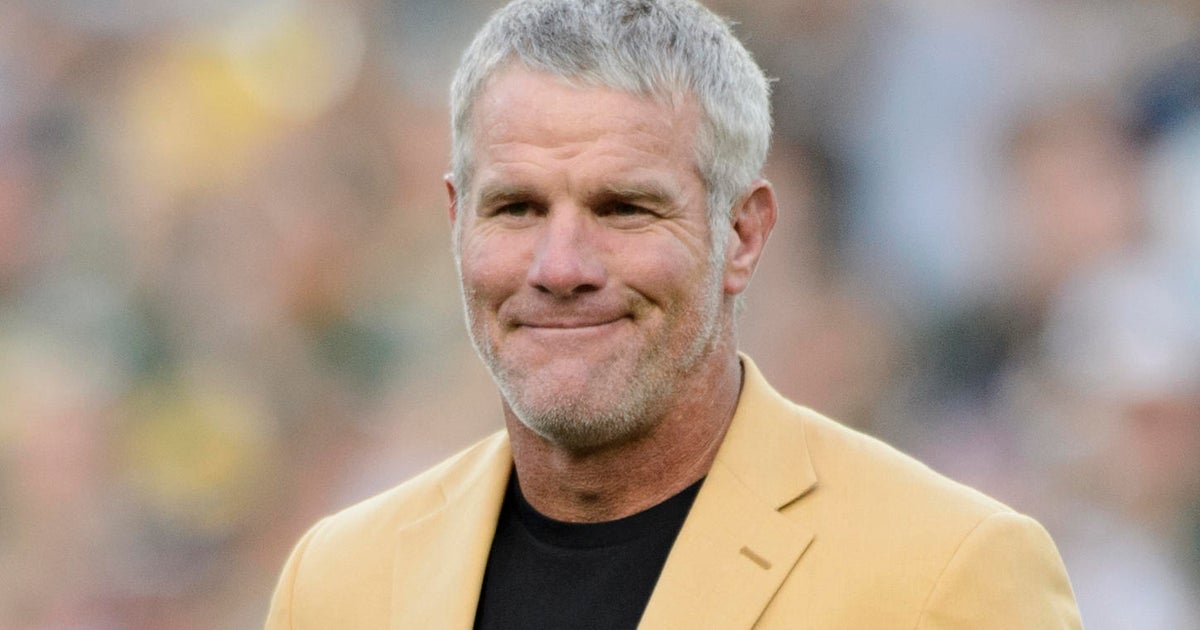 Latest Twist in Brett Favre Scandal Includes Concussion Cream