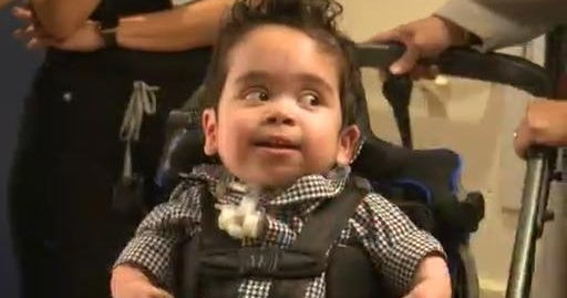 It's really a miracle': Child who spent his first 1,000 days of life in a  hospital goes home - CBS Chicago