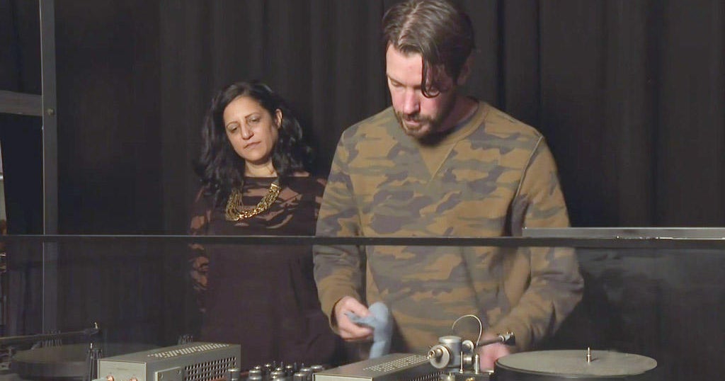 Oakland couple opens Bay Area's first listening bar dedicated to vinyl