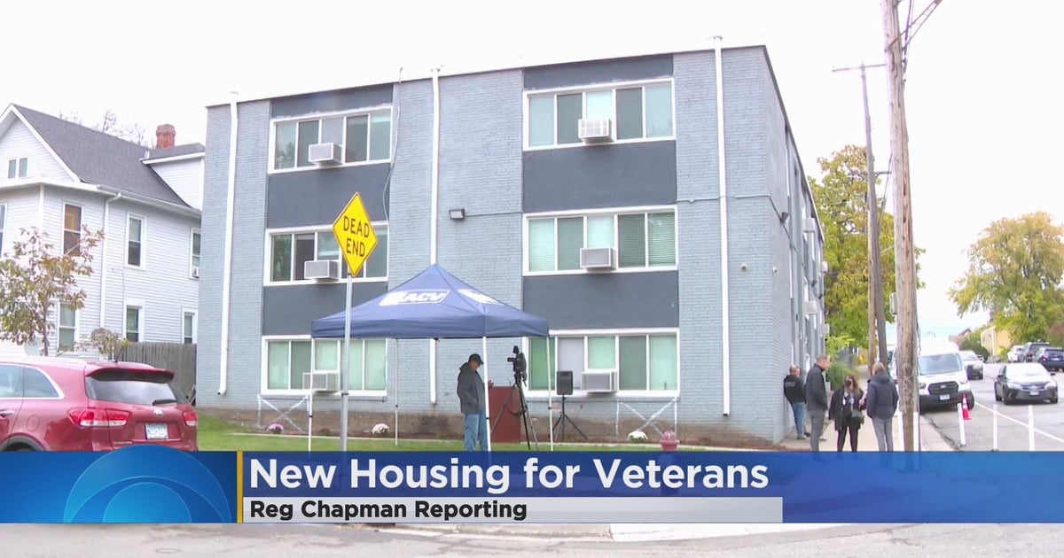 Apartment building in south Minneapolis opens for veterans experiencing