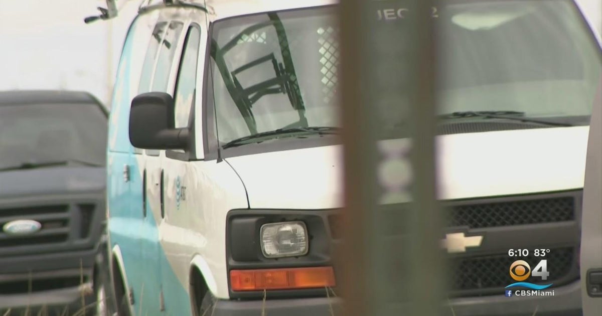 AT&T worker injured in possible road rage incident - CBS Miami