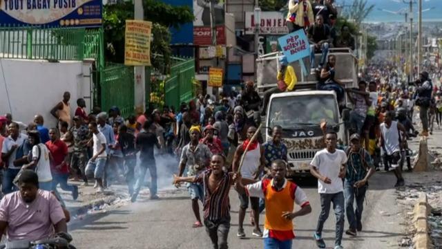 cbsn-fusion-haitians-continue-anti-government-protests-thumbnail-1375317-640x360.jpg 