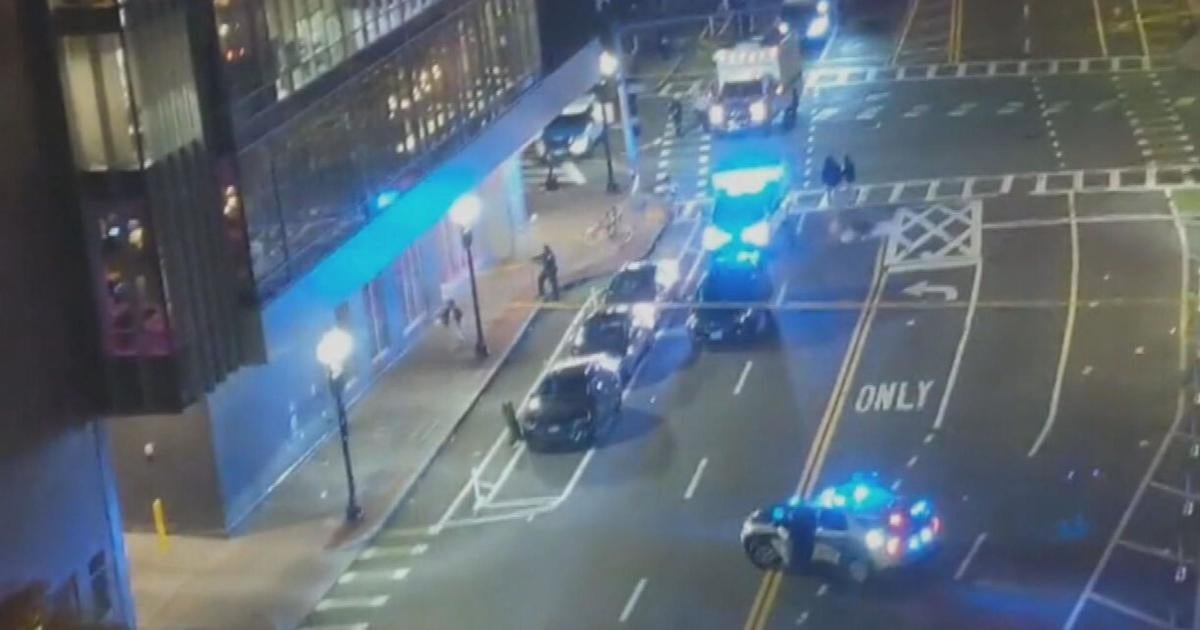 4 men stabbed in Boston’s Theater District