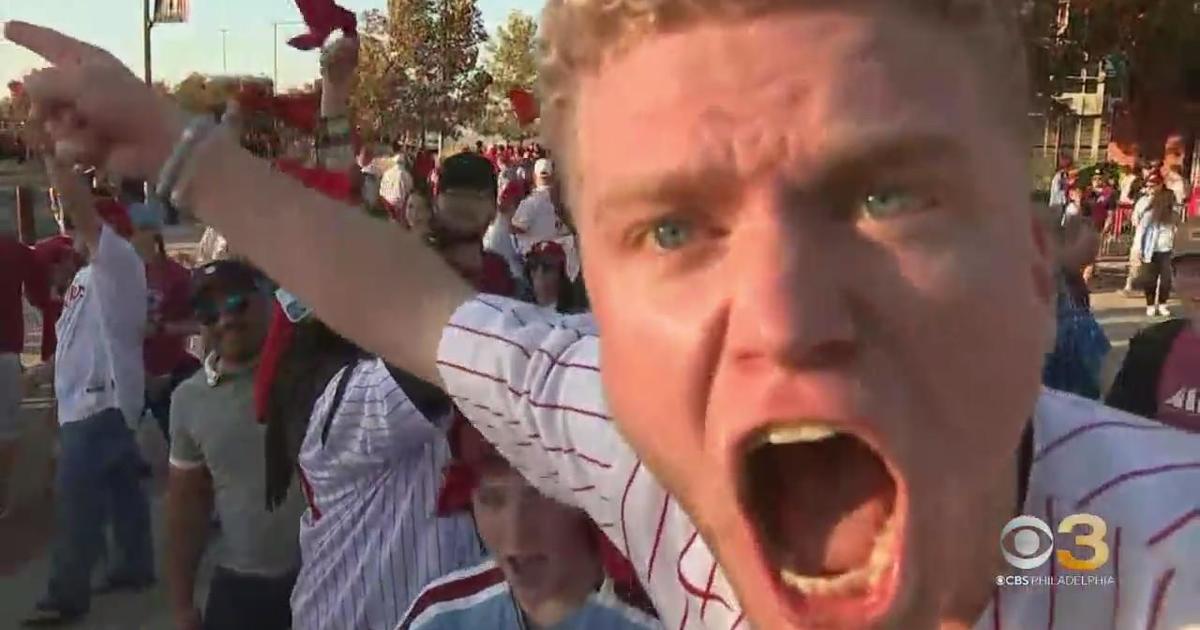 Philly Fans Behaving Badly - Fox21Online