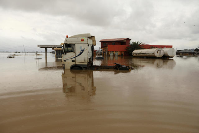 Death toll from floods in Nigeria tops 600 as authorities race to assist  victims - CBS News