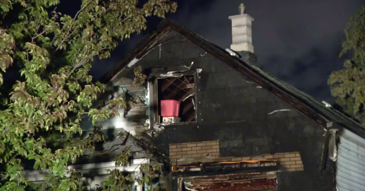 Man dead, woman rescued from Cicero house fire CBS Chicago