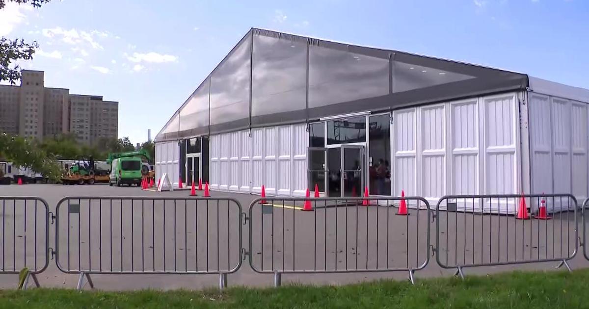 New York City's 1st migrant relief center opens today on Randall's Island