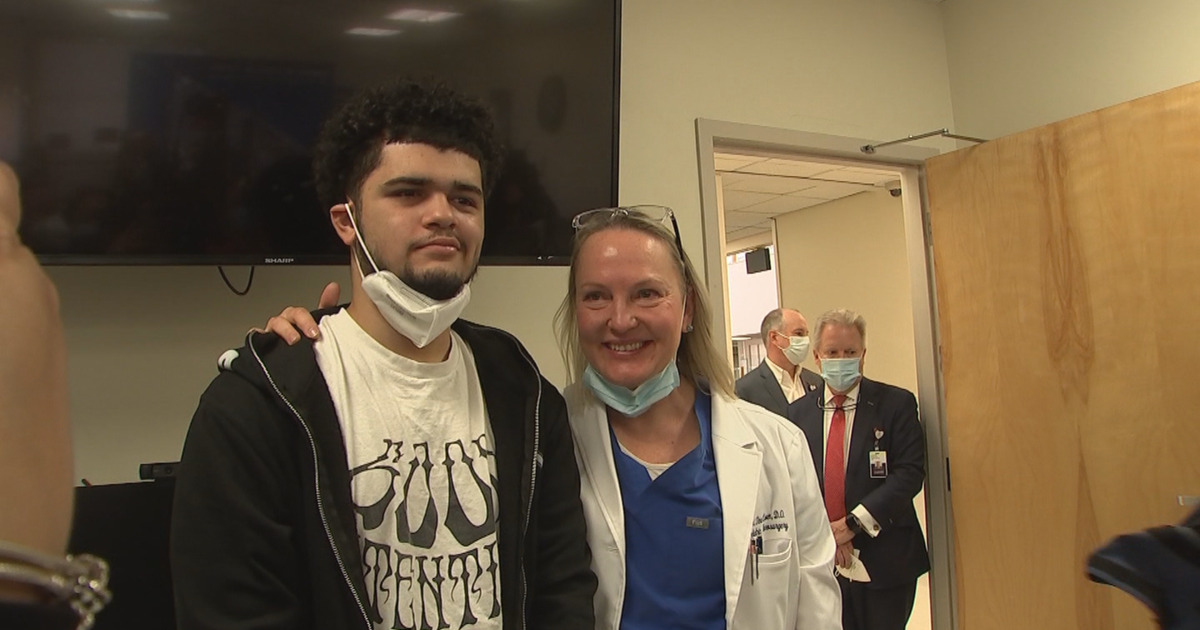 Young gunshot victim returns to St. Chris' 1 year later - Vimarsana News