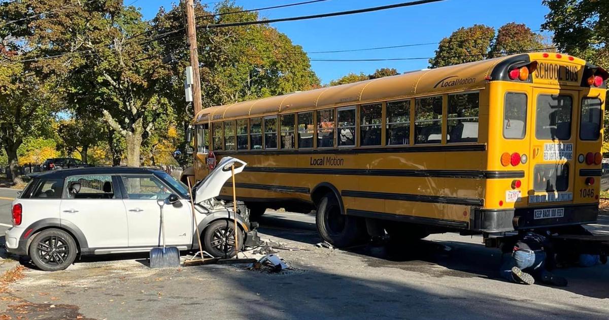 Solar glare likely factor in school bus crash